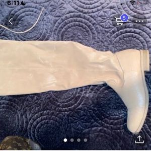 Flat over the knee woman’s boots